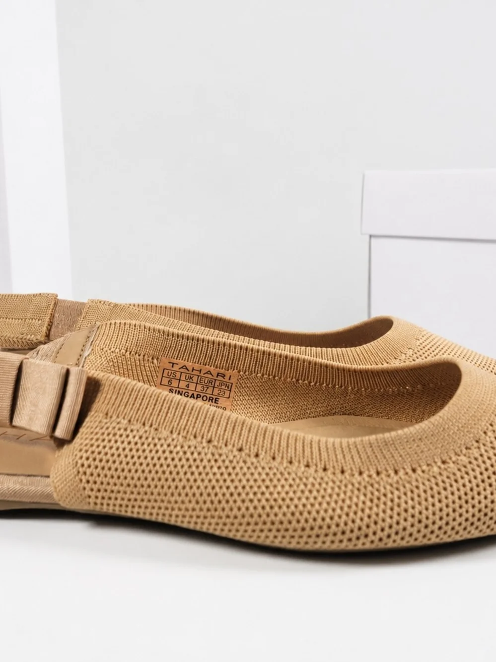 Tahari Singapore Tan Beige Knit Bow Slingback Flats Size 6 NIB/ 7 NWOB